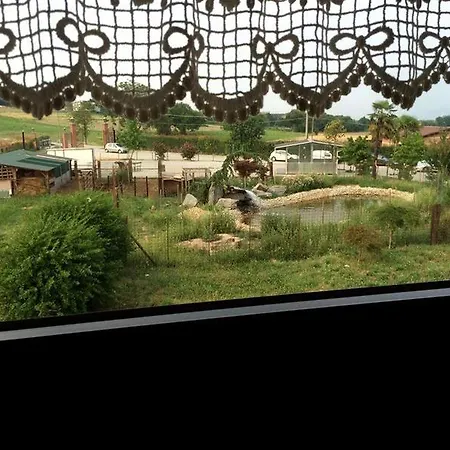 Cascina Scola فندق