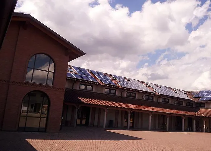 Cascina Scola Hotel